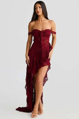 Robe midi à volants en dentelle et épaules dénudées