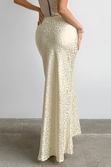 Jupe sirène en satin imprimé léopard