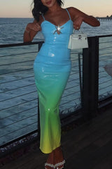 Robe midi à fines bretelles et sequins dégradés