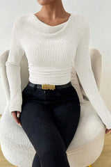 T-shirt à manches longues en maille fine et col roulé froncé