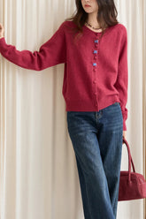 Gilet de Noël à col rond et boucle brodée