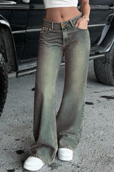 Jean bleu délavé et usé