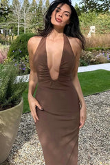 Robe midi froncée dos nu