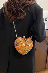 Sac de soirée vintage à paillettes, sac bandoulière chic pour les fêtes.