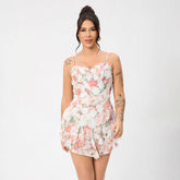 Robe courte à bretelles ajustables et ourlet volanté à imprimé floral