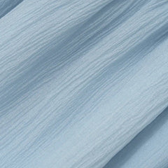 Robe mini à épaules dénudées et volants