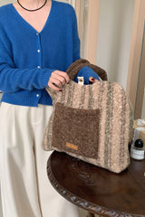 Sac cabas à carreaux rouges de Noël avec empiècements en fausse fourrure - Sac à bandoulière