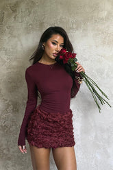 Robe moulante mini à manches longues et empiècement floral 3D