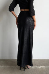 Jupe sirène en satin imprimé léopard