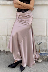 Jupe sirène asymétrique en satin