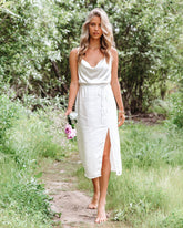 Robe midi nuisette en satin à cœur délicat