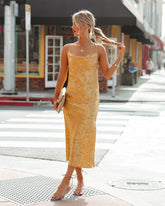 Robe midi Janene en satin à col bénitier - Jaune doré - VENTE FINALE