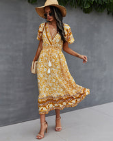 Robe longue Nadine à smocks et imprimé floral - Moutarde