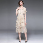 Robe longue Fontana asymétrique en dentelle à volants