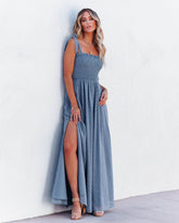 Robe longue Hazelle à pois suisses et smocks - Bleu France