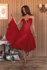 Robe de soirée romantique à bretelles spaghetti, patchwork et décolleté en V profond, ornée de fleurs 3D