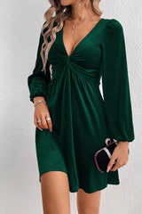 Sexy V Neck Long Sleeve Slim Waist A Line Party Velvet Dress