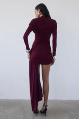 Robe mini moulante asymétrique à ruban froncé