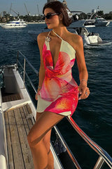 Robe mini dos nu à ourlet asymétrique