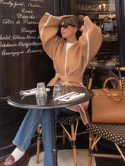 Manteau à col en V en dentelle brodée