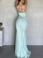 Robe longue à découpe papillon