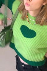 Hauts en maille côtelée à col montant contrastant et motif cœur