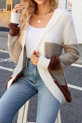 Gilet à capuche ouvert sur le devant, patchwork contrasté