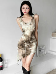 Robe mini à capuche cyberpunk