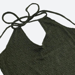 Robe courte en maille à col licou