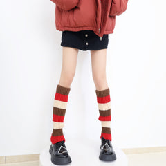 Guêtres de Noël rouges amples à rayures et blocs de couleur en maille