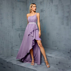 Robe de soirée violette pour bal de promo, courte devant, longue dos, asymétrique (une épaule), robe cocktail