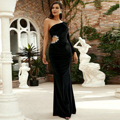 Long Sleeved Elegant Diagonal Collar Cutout Cocktail Hip Velvet Evening Dress Bridesmaid Dress