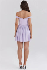 Robe mini à nouer sur le devant et épaules dénudées