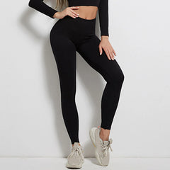 Leggings de sport côtelés élastiques à taille haute rayés sans coutures pour femme, parfaits pour le yoga, le fitness et le yoga.