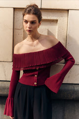 T-shirt à manches longues, froncé et boutonné, à épaules dénudées, avec empiècements