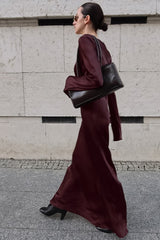 Robe longue élégante sirène en satin uni à col rond