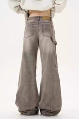 Jean ample et usé jusqu'au sol