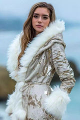 Vêtements d'extérieur à capuche en fausse fourrure et sequins, style cosplay, pour Noël ou toute autre occasion spéciale.