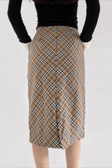 Jupe de Noël moulante à carreaux bordée de dentelle