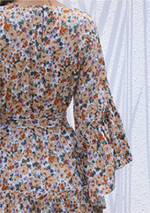 Robe longue bohème en mousseline à pois marguerites 