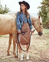 Robe midi dos nu en satin Amabel - VENTE FINALE 