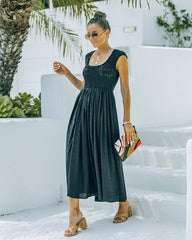 Robe midi smockée à poches Naite - Noire 