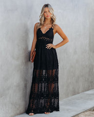 Robe longue en dentelle Invite Tranquility - Noire - VENTE FINALE 