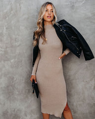 Robe midi en maille à col montant Newtown - Taupe 