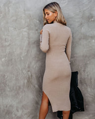 Robe midi en maille à col montant Newtown - Taupe 