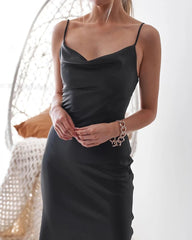Robe longue en satin Night To Remember - Noire 