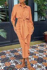 Robe-chemise midi Essence en satin à nouer sur le devant - Orange 