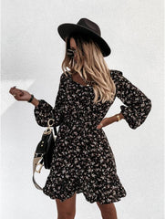 Romani Textured Floral Shift Dress