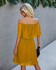 Robe longue asymétrique à épaules dénudées Panache - Tournesol 