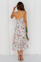 Robe maxi asymétrique à smocks et imprimé floral Hulda 